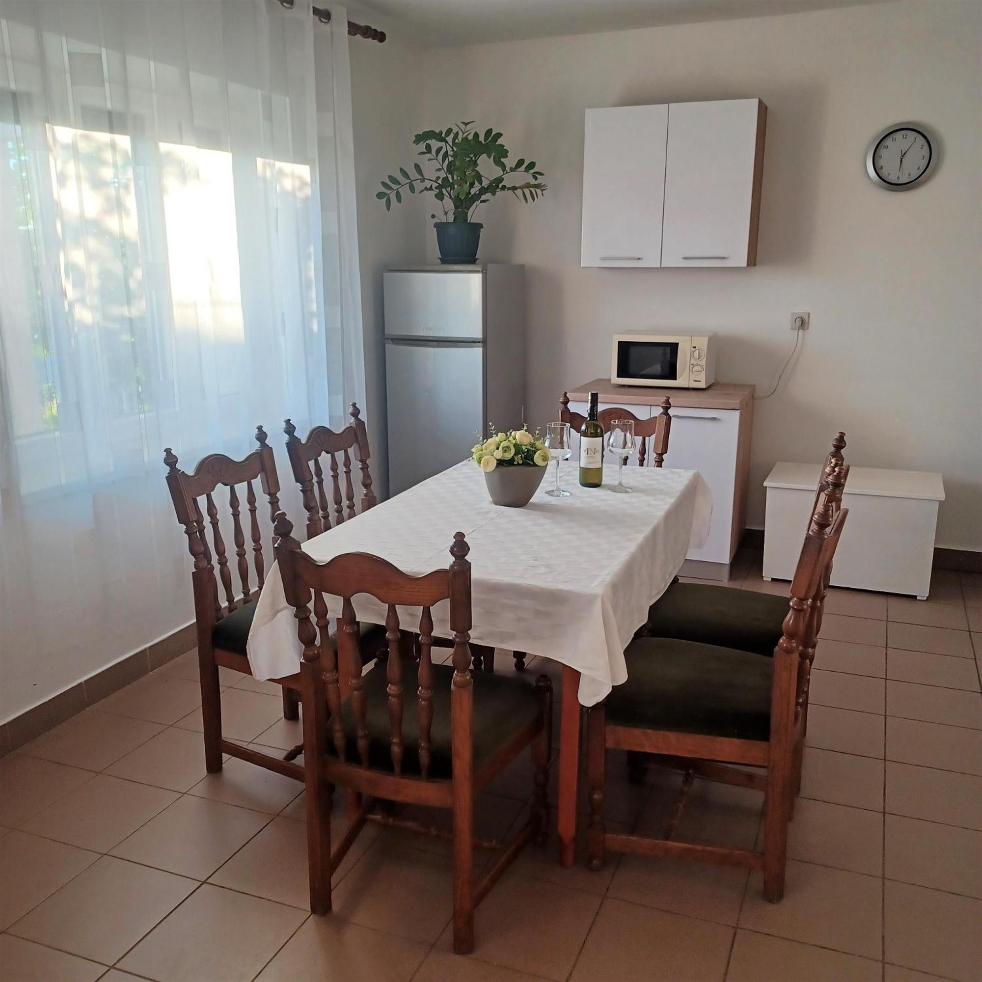 סנג' Apartmani Nada מראה חיצוני תמונה
